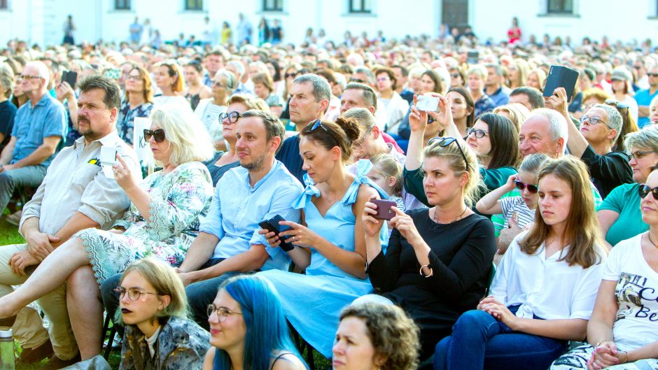 Vasarą palydėjo „Queen“ dainų motyvai