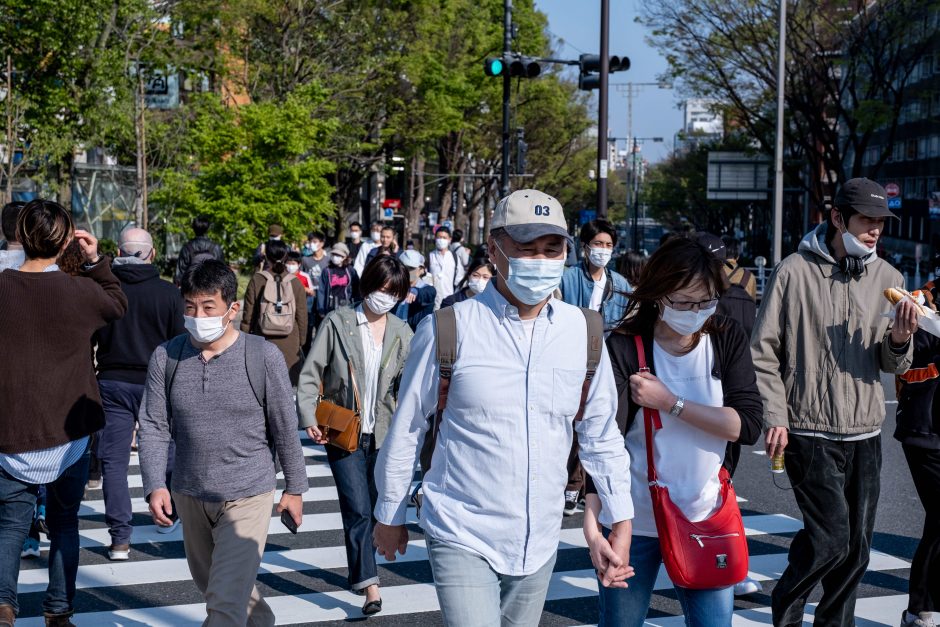 Japonijos premjeras dėl koronaviruso ruošiasi šalyje skelbti nepaprastąją padėtį 