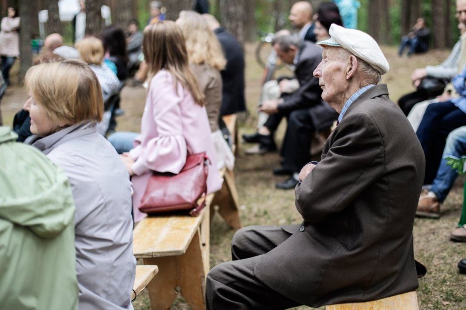 Poezijos paukštė plasnojo Kačerginėje