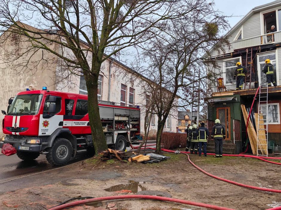 Gaisras Žaliakalnio daugiabutyje