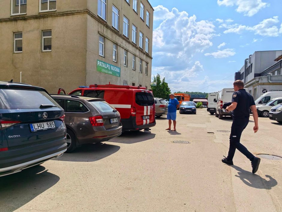 Cheminės taršos Raudondvario plente šaltinio paieškos pasiekė Šilainius: kas nuodija miestą?