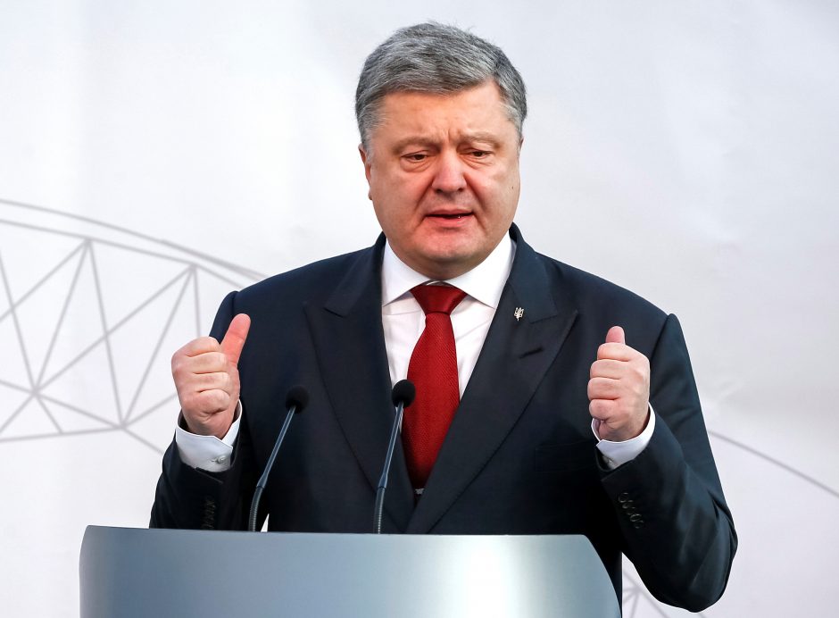 Ukrainos prezidentas: iš kalėjimo paleistas karys kiborgas