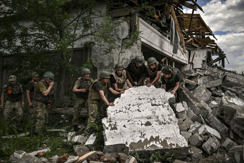 Karas: Ukraina įves vizas Rusijos piliečiams, įvairiatautė grupuotė planavo nusikaltimus Kijeve