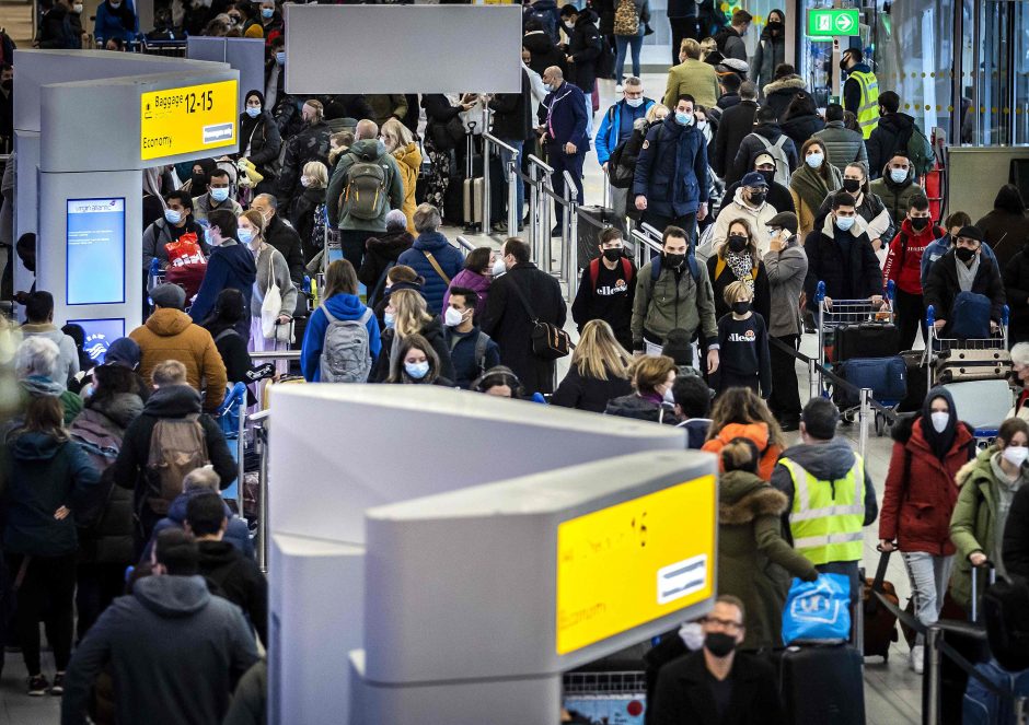 Lėktuve Amsterdame areštuotas vokietis, teigęs, kad turi bombą