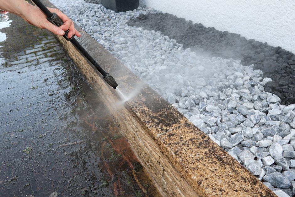 Aukšto slėgio plovimo įranga palengvins buitį – ekspertai pataria, kaip išsirinkti tinkamą