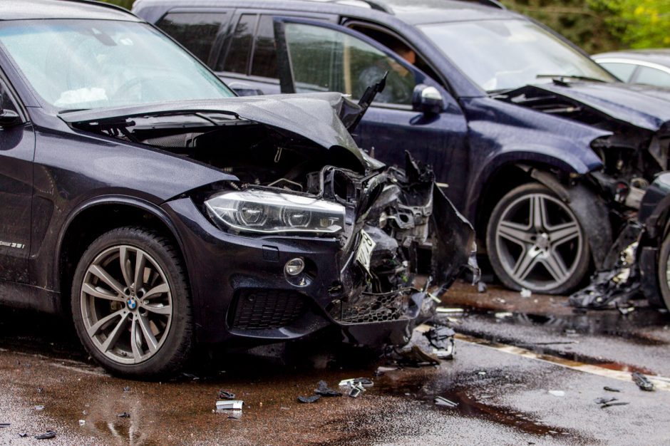 Per avariją Kauno rajone nukentėjo nėščia BMW vairuotoja