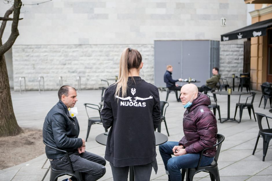 Pirmiausiai į kirpyklą, o tada – į lauko kavines