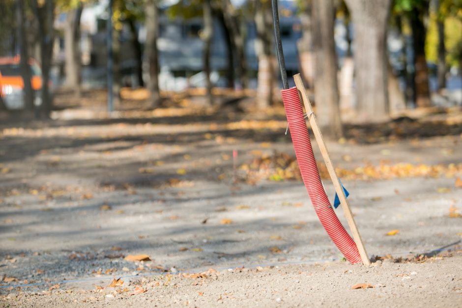 Kauną jau pasiekė granito danga – atnaujinta Miesto sodelio rekonstrukcija