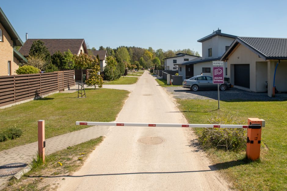 Draugiškas kaimynas greitai tapo įtartinas