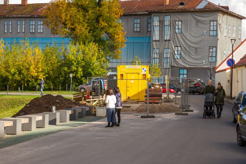 Ką slepia Kauno pilies griovio šlaitas?