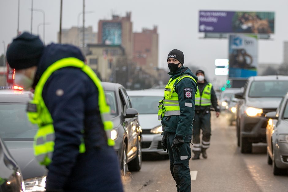 Ilgasis savaitgalis Kauno apskrities blokpostuose: per 4 tūkst. apgręžtų, įkliuvo girti ir beteisiai