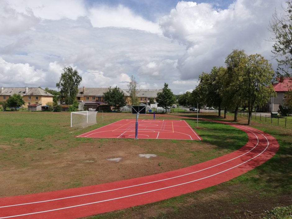 Spurtas atnaujinant stadionus Kauno rajone nesulėtėjo ir šiemet