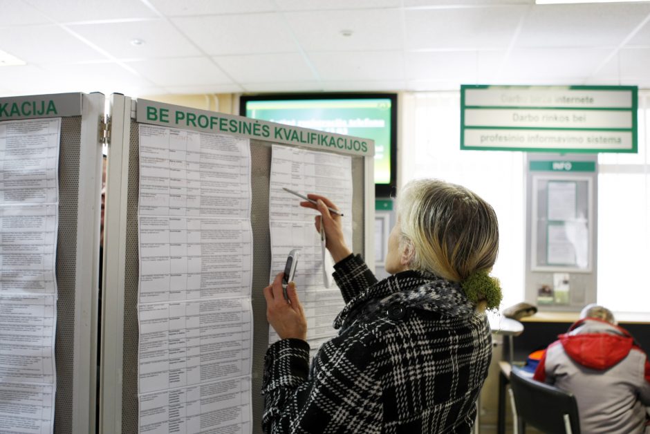 Bedarbiai aplenkia uostamiesčio Darbo biržą