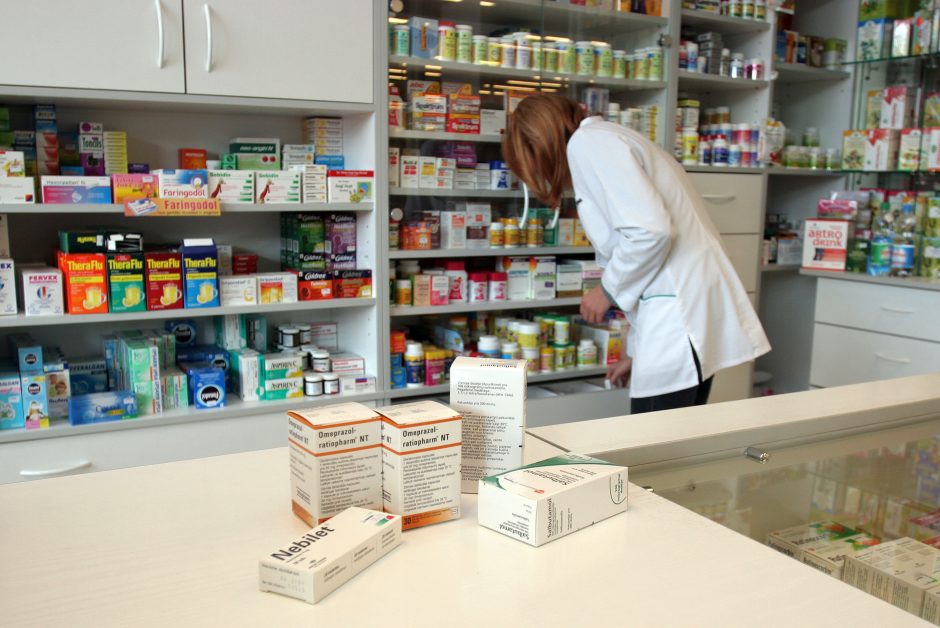 Ministerija: VLK vėlavo parengti naują vaistų kainyną