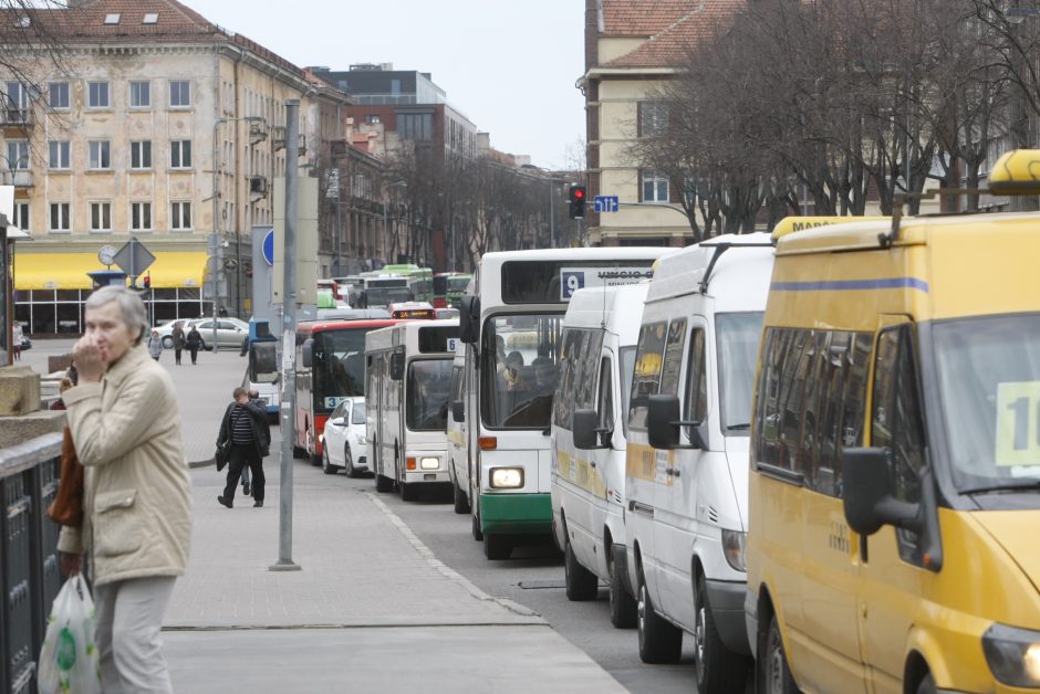 9 maršruto autobusas grįš į senąją trasą