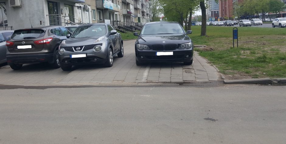 Ko trūksta BMW vairuotojui?