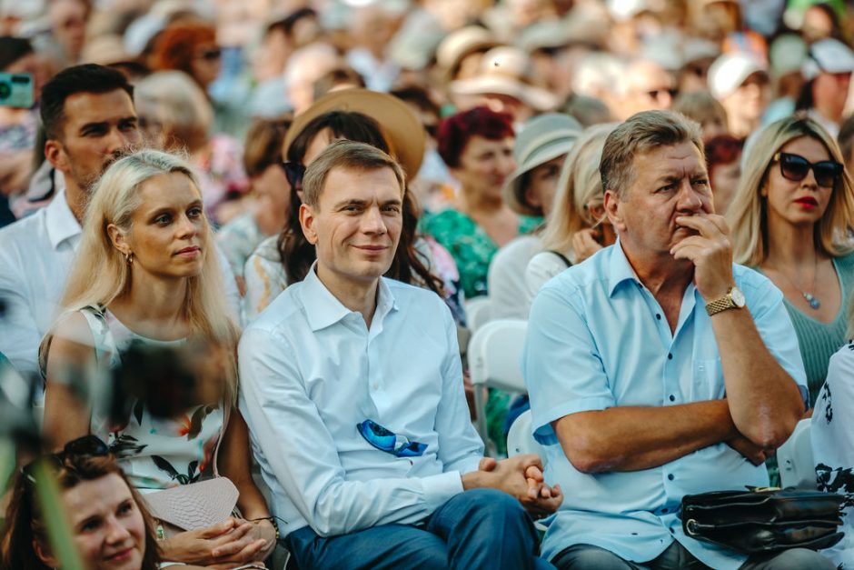 Kunigas R. Doveika Paberžėje: laisvoje šalyje kausto baimė kalbėti