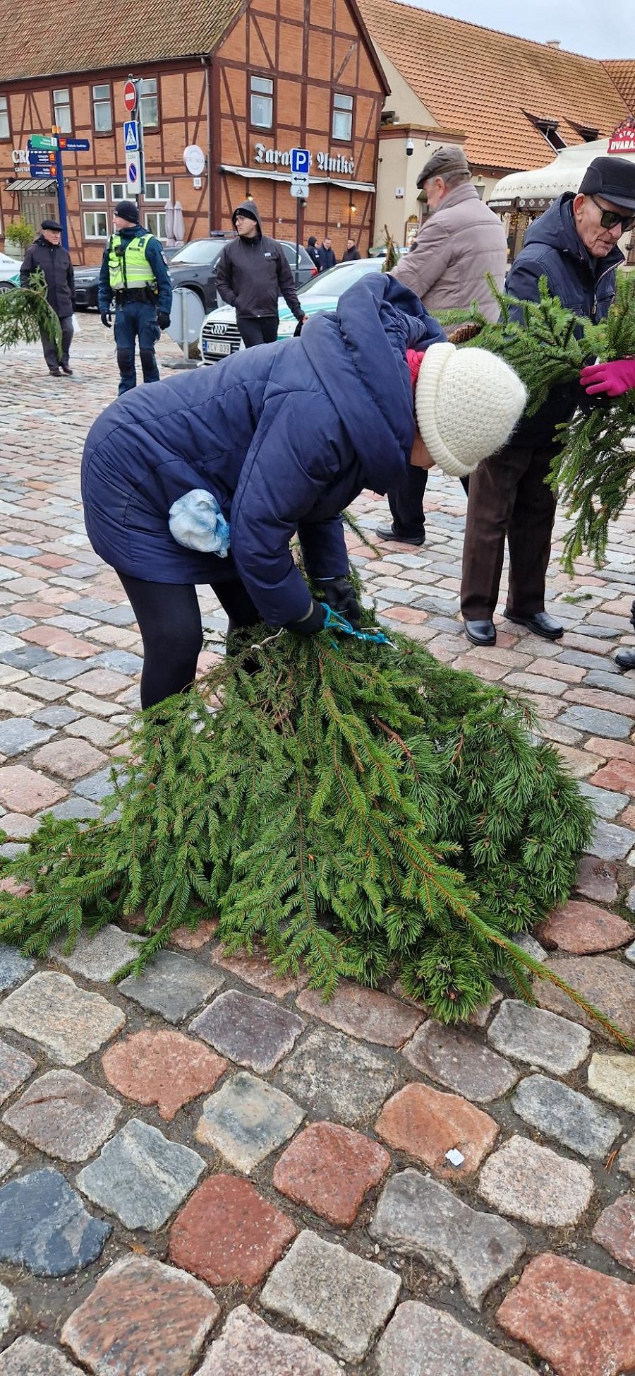 Eglišakių dalijimo akcijoje Klaipėdoje – ir prezidentas