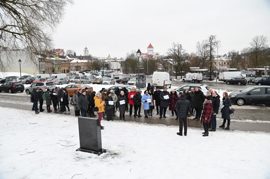 Holokausto aukų atminimas pagerbtas Atminties ture po Vilniaus geto gatves