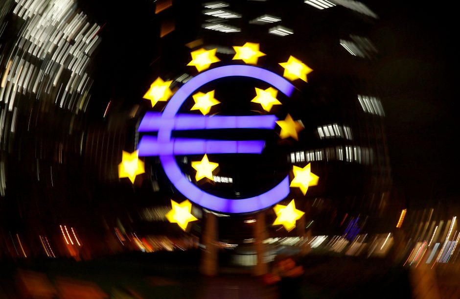 ES pranešė atlikusi pirmuosius mokėjimus iš ekonomikos gaivinimo fondo