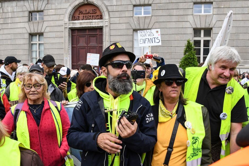 „Geltonųjų liemenių“ protestas Prancūzijoje silpsta?