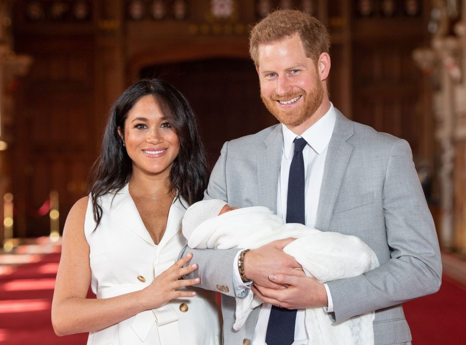 Princas Harry ir Meghan parodė savo sūnų visuomenei