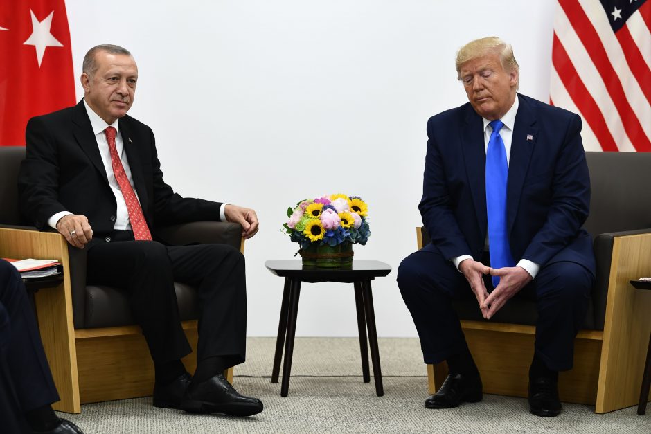 R. T. Erdoganas nebeseka D. Trumpo tviterio žinučių