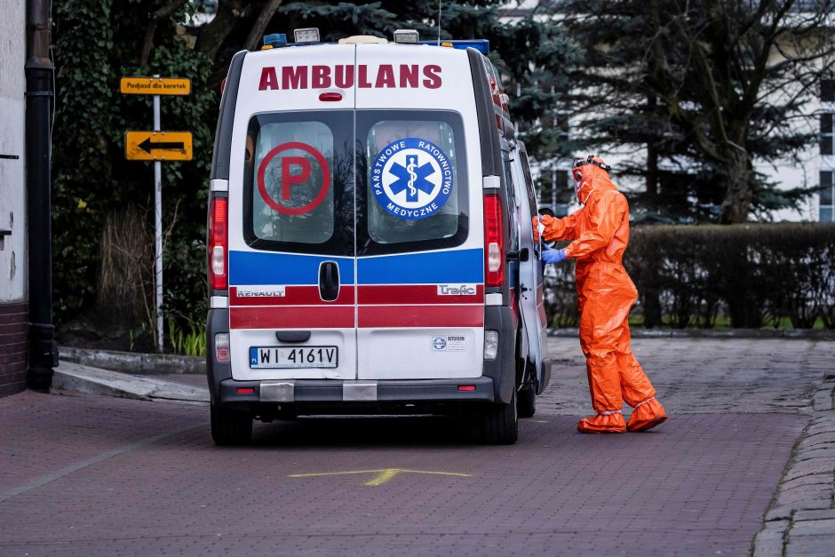 Lenkijoje karantinuota 15 ministrų: vienam nustatytas koronavirusas