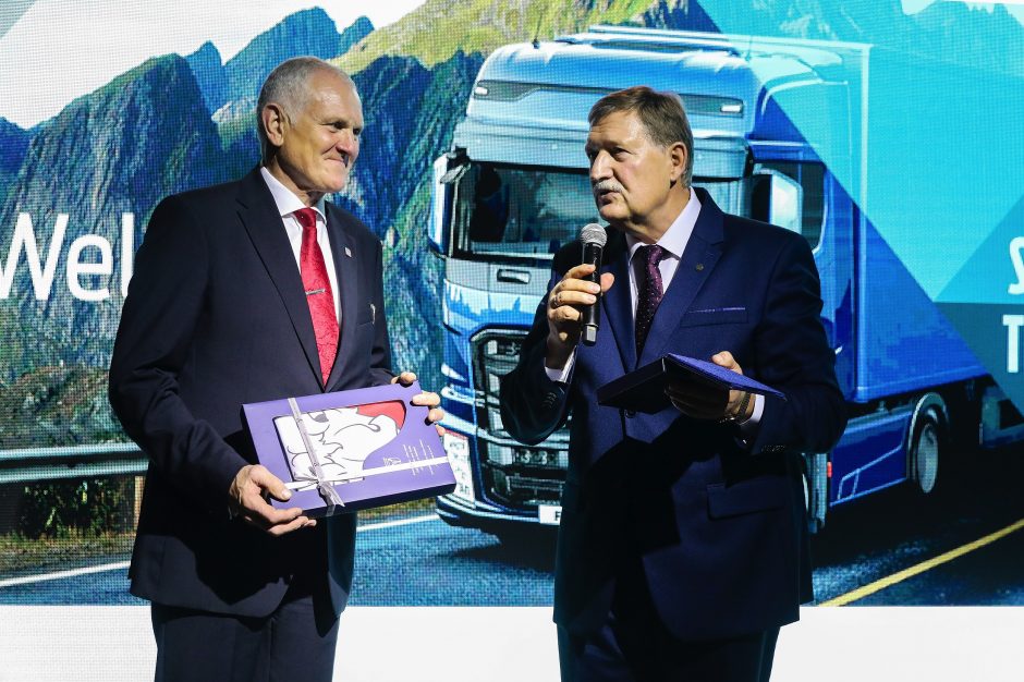 „Autokurto“ padaliniuose – „Ford Trucks“ oficialių atstovybių atidarymas