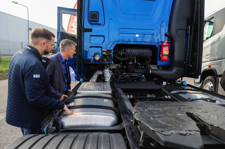 „Autokurto“ padaliniuose – „Ford Trucks“ oficialių atstovybių atidarymas