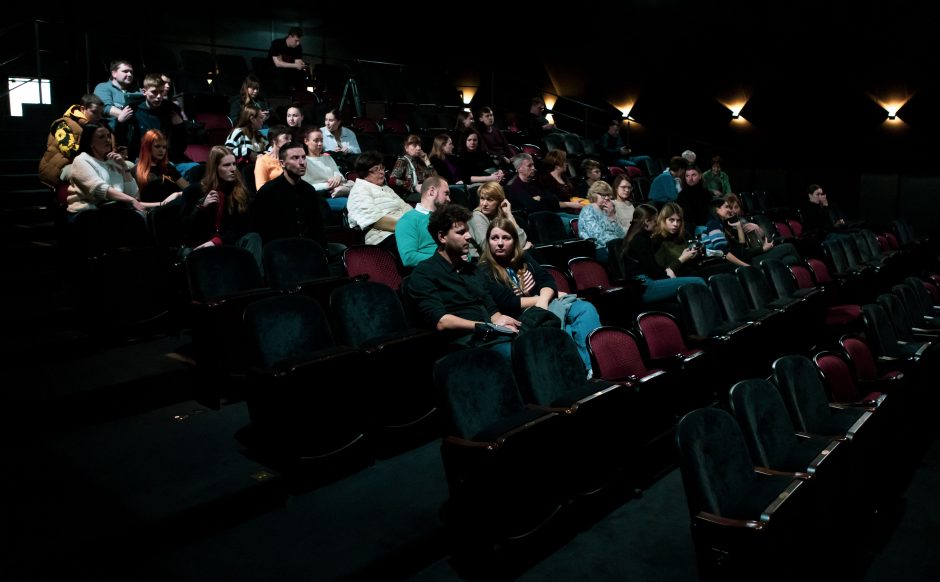 Klaipėdos dramos teatras ieško talentingo juodaodžio vyro