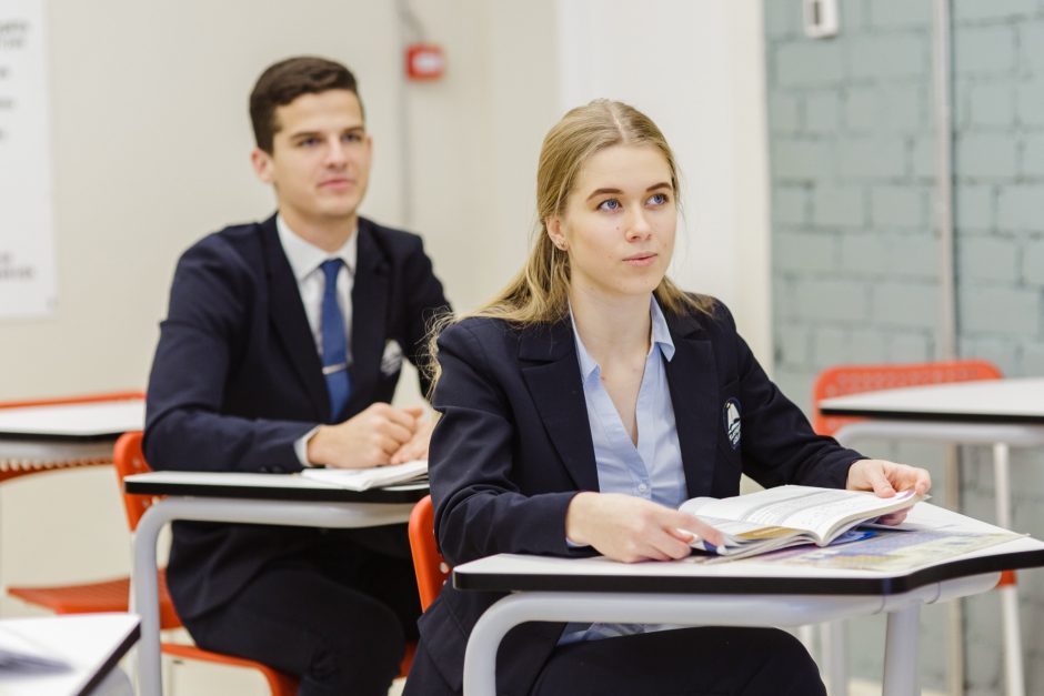 Matematikos šimtukininkus ugdanti pedagogė: egzamino lengvinimas būtų bėgimas nuo problemos