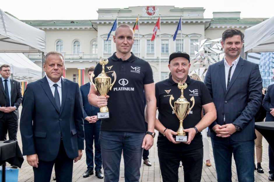 Prezidento taurė – M. Bytauto ir M. Kaminsko ekipažui