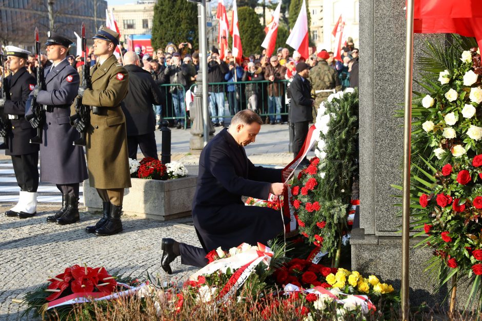 Lenkijai minint Nepriklausomybės dieną Varšuvoje vyksta rekordinės nacionalistų eitynės