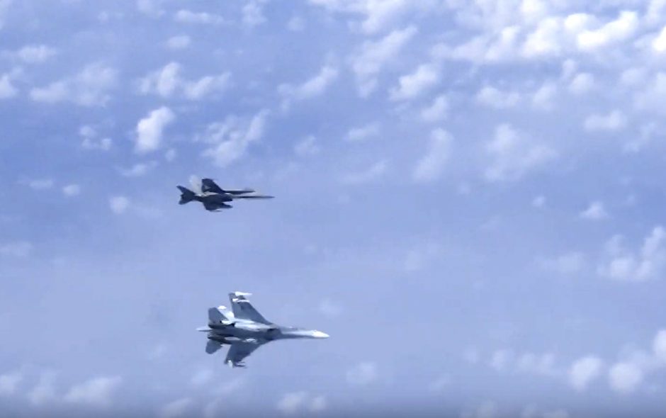 NATO: rusų naikintuvas nesaugiai priartėjo prie iš Lietuvos kilusio lėktuvo