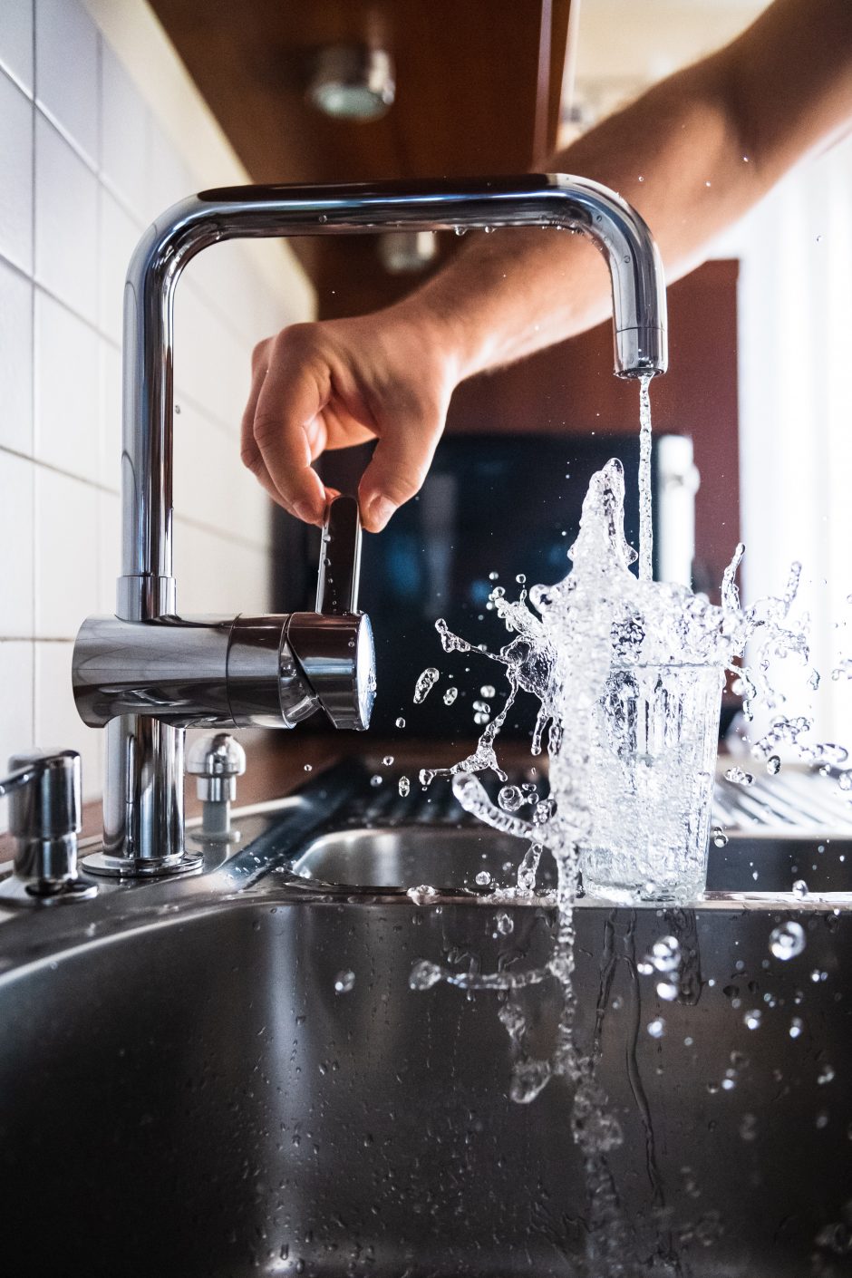 Koks vanduo bėga iš čiaupo jūsų namuose?