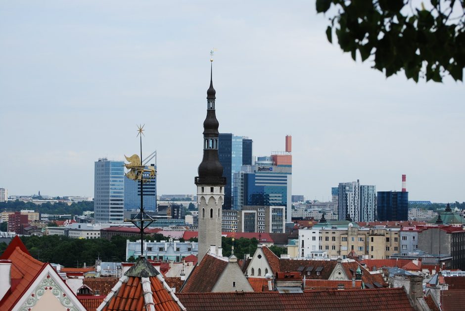 Estijoje švelninami dėl pandemijos įvesti apribojimai