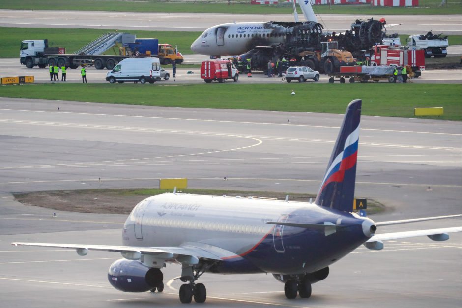 Po lėktuvo katastrofos Maskvoje „Aeroflot“ toliau atšaukinėja skrydžius
