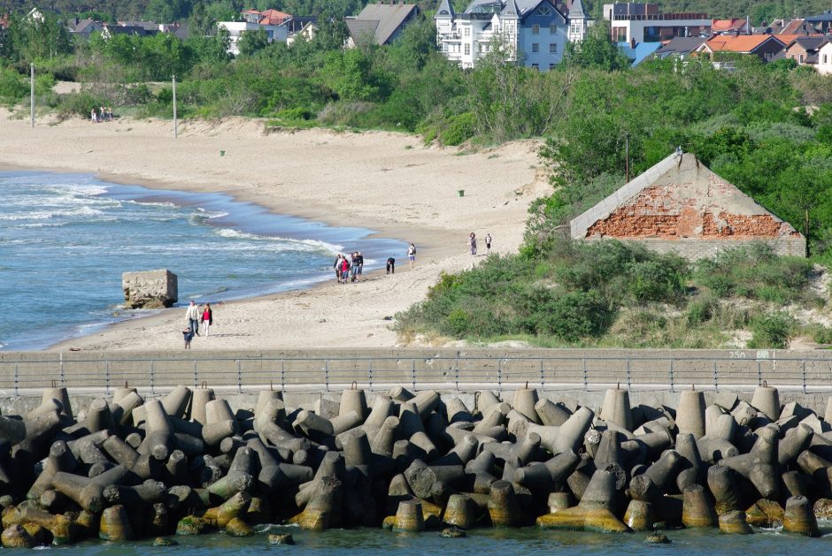 Pajūriui prie Melnragės trūksta dėmesio