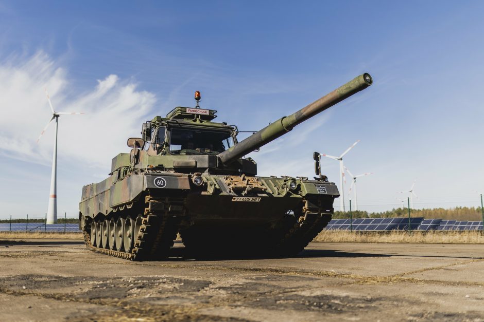 Norvegijos kariuomenė teigia pristačiusi Ukrainai aštuonis tankus „Leopard 2“