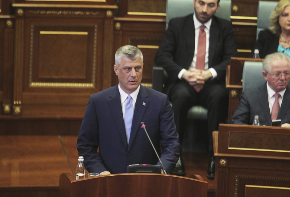 Kosovo prezidentas paragino NATO palaikyti jo planus dėl kariuomenės