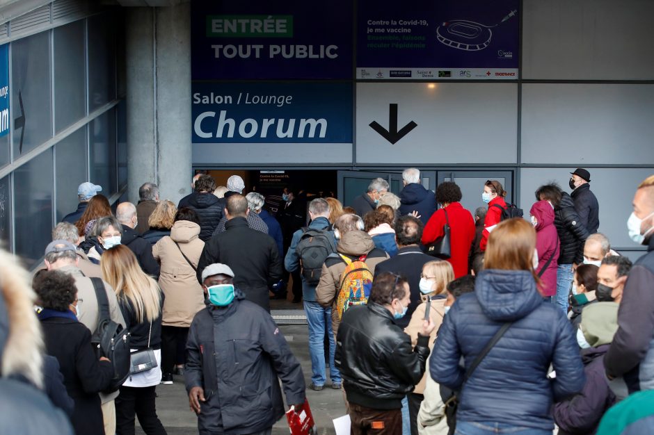 Prancūzijoje „Stade de France“ stadionas paverstas didžiuliu vakcinacijos centru