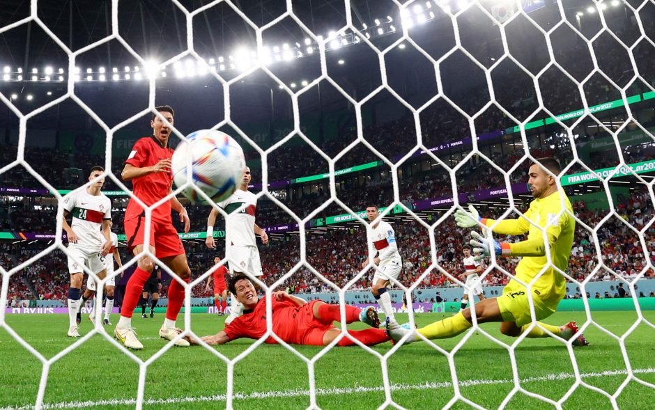 Portugaliją įveikusi Pietų Korėja netikėtai prasibrovė į pasaulio čempionato aštuntfinalį 