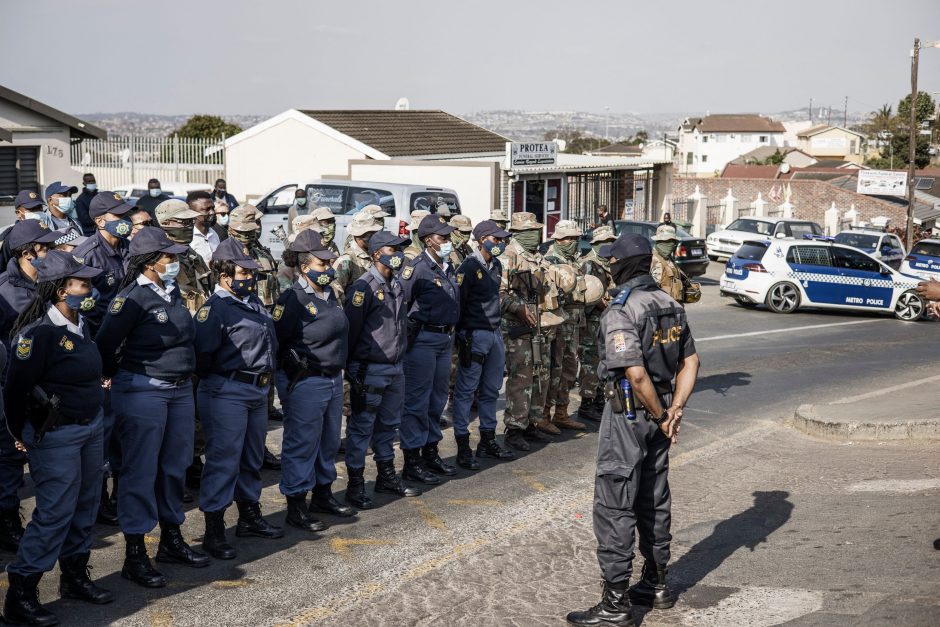 Atskiruose šaudymo incidentuose Pietų Afrikoje žuvo 10 žmonių