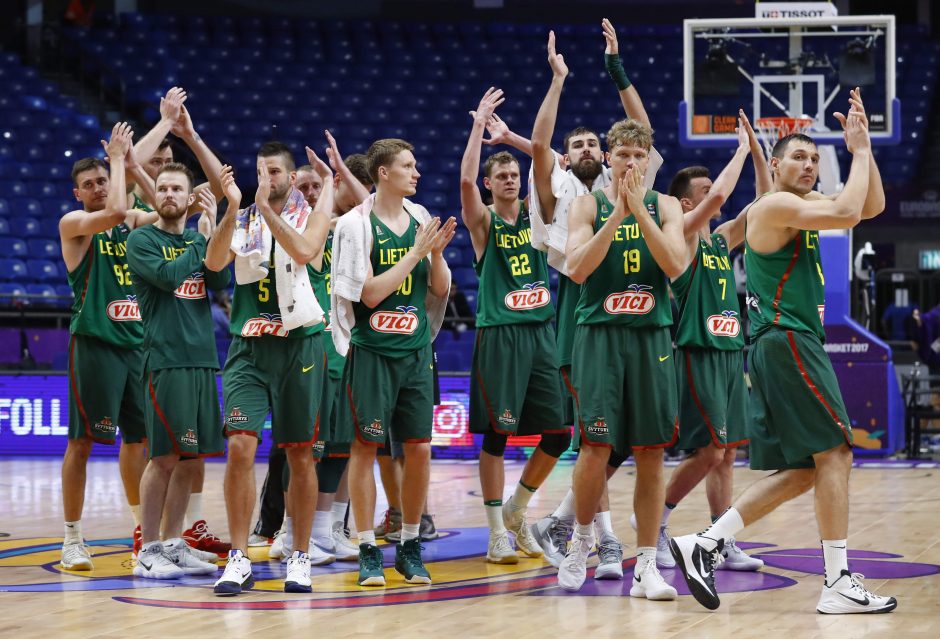 Lietuvos krepšinio rinktinė atskrido į Stambulą