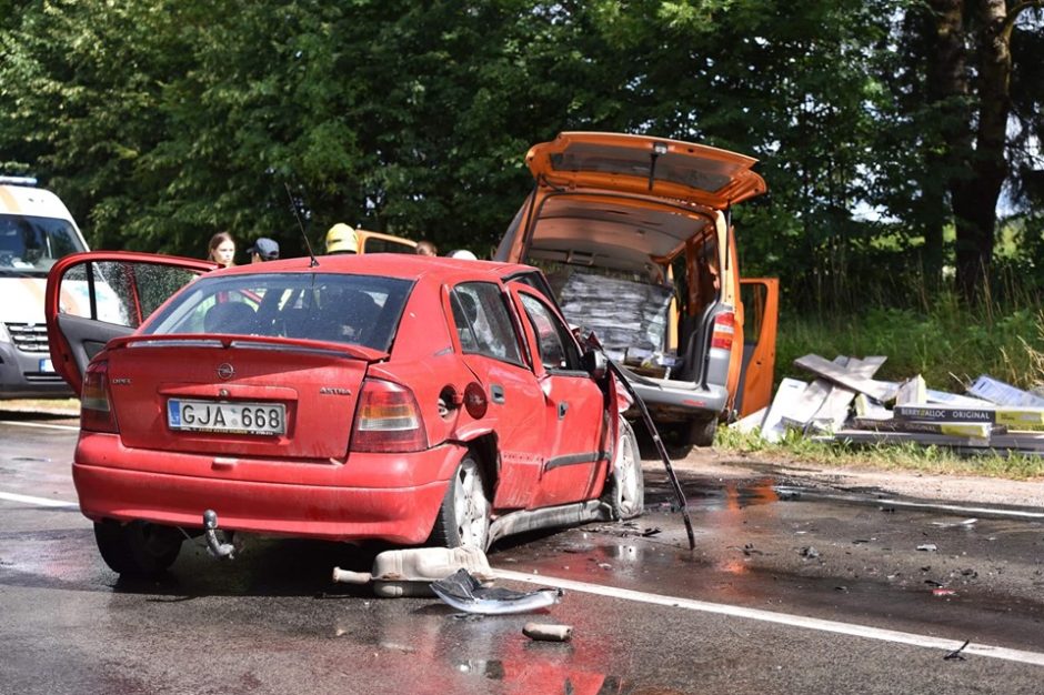 Raseinių rajone per avariją sužaloti žmonės