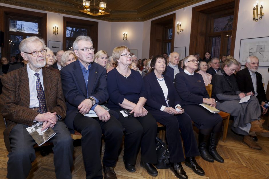 Nepažintas J. Marcinkevičius: knygų sutiktuvėse kalbėjo ir dukra