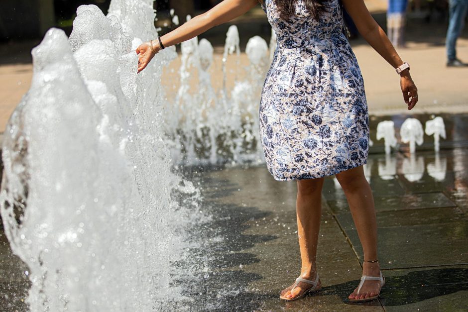 Australijoje pakartotas aukščiausios oro temperatūros rekordas šalyje – 50,7 laipsnio