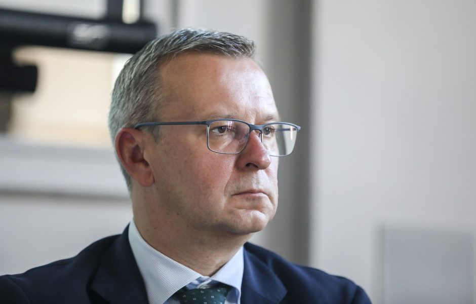 Lietuvos bankų asociacijos prezidentas: paskutinės minutės mokesčiai ydingi