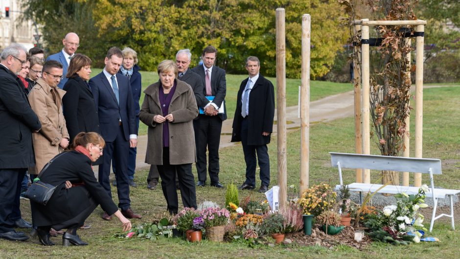 Vokietijoje – didžiulis pasipiktinimas dėl neonacių sudaryto politikų taikinių sąrašo